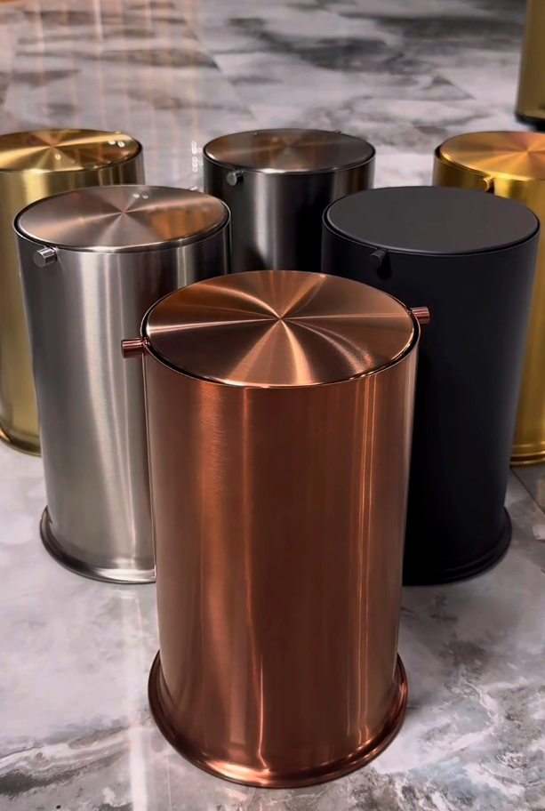 Ведро для мусора с вращающейся крышкой